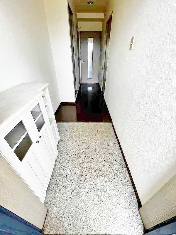 ラ・クーレⅢ 玄関