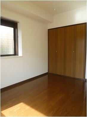 メゾンド宮前 ベッドルーム