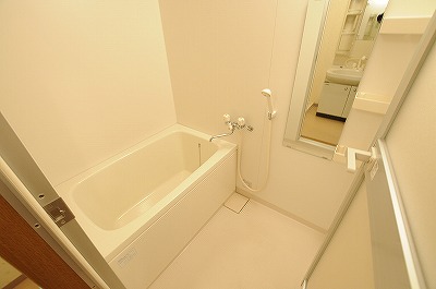 ブウル・ヴァール足原 風呂画像