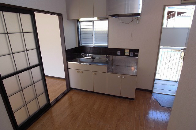 タウニィ高畑 玄関