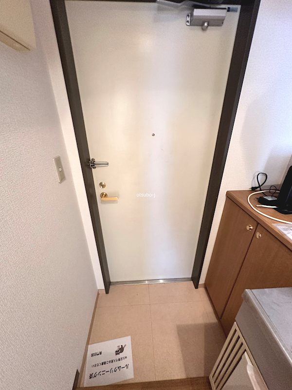 ファインハウスK 玄関