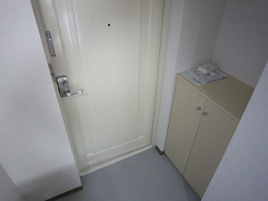 靭ハイツ 玄関