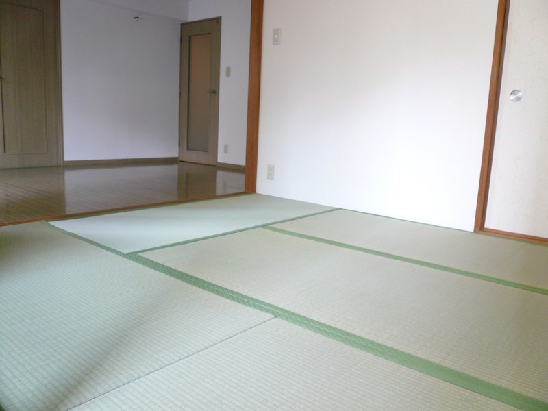 ヴィルヌーブ南堀江 収納
