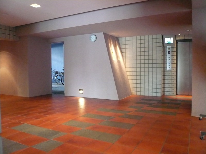 ヴィルヌーブ南堀江 ロビー