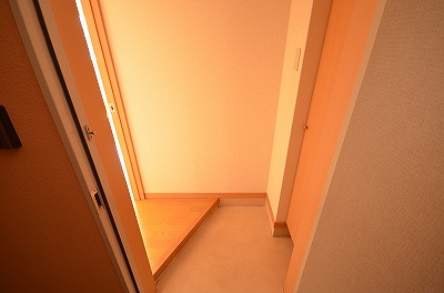 ボヌール三萩野 玄関