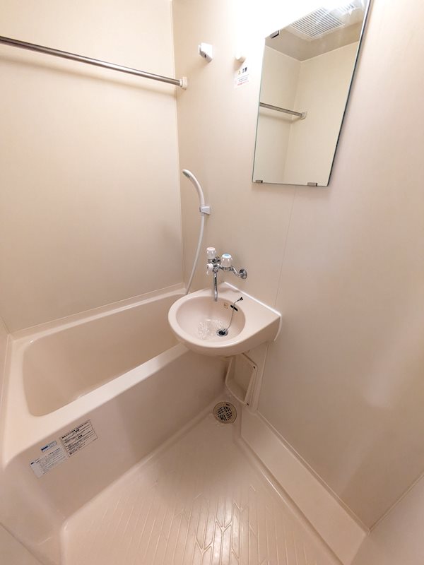 ﾌﾟﾚｰﾙｱﾊﾟｰﾄﾒﾝﾄ芦花公園 風呂画像