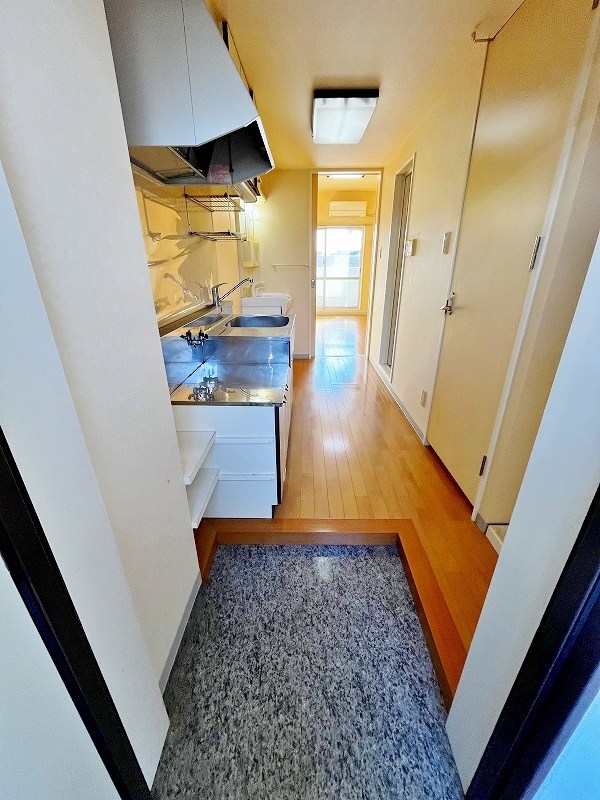 コートヒルズ  玄関