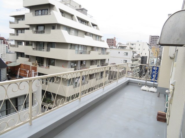 西荻ニュースカイマンション ベランダ