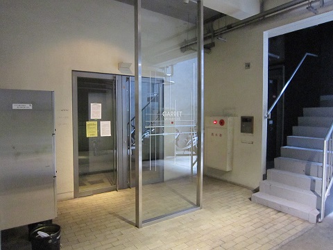 大阪府大阪市西区南堀江２丁目 玄関
