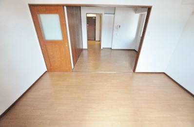 ウイングス片野Ⅱ リビング