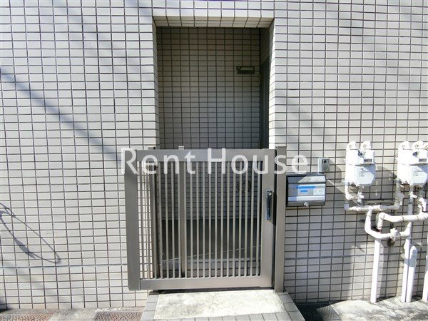 東京都杉並区宮前５丁目 エントランス