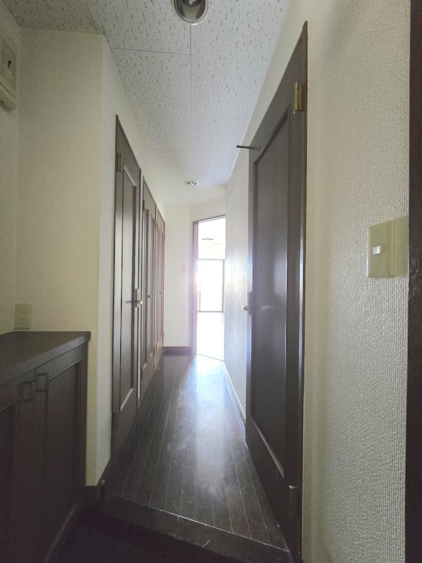 アーバンシェルB館 玄関