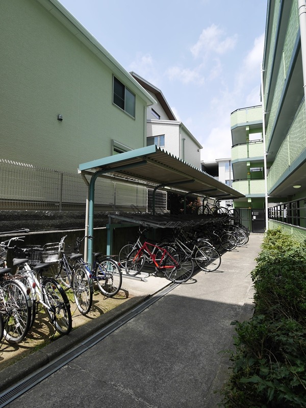 ヒルバレー阪口 駐車場