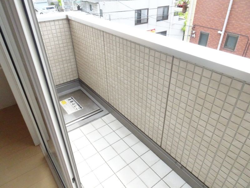 ウエストパーシモン ベランダ