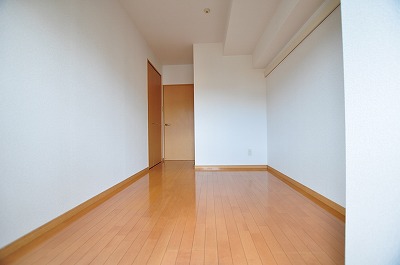 ラフィナーレアースコート魚町 ベッドルーム