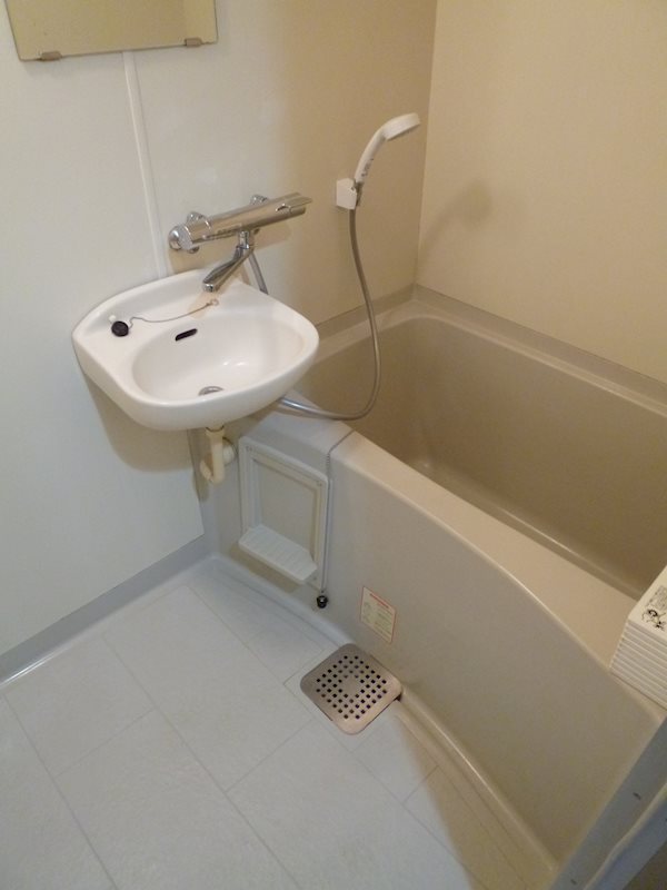 ドルチェ山手壱番館 風呂画像