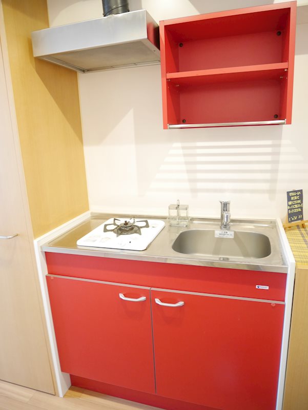 ロイヤルクイーンズパーク関大前（旧ヒルサイド横山） リビング