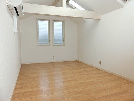 ハイツムサシノ8号棟 リビング