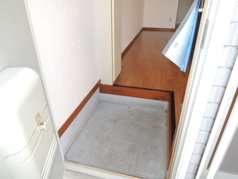 YOUハイツ 玄関