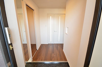 Bay Side Asano(ベイサイド浅野) 玄関