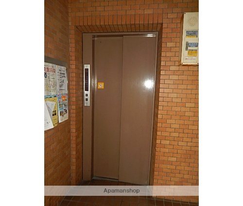 愛知県名古屋市東区豊前町１丁目 玄関