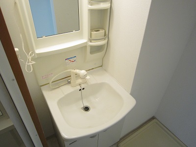 大阪府大阪市西区西本町２丁目 玄関