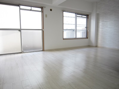 大阪府大阪市西区西本町２丁目 リビング