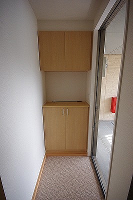 アールエムハイツⅣ 玄関