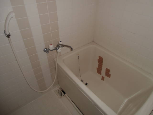 メゾン海老園B棟 風呂画像