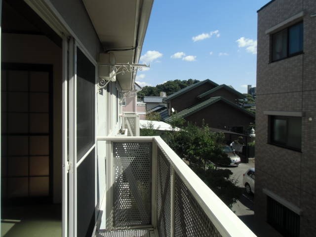 メゾン海老園B棟 ベランダ