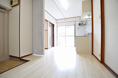 本梅ビル   リビング