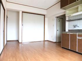 愛知県名古屋市千種区茶屋坂通２丁目2-67-3 リビング