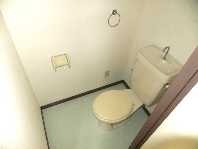 愛知県名古屋市千種区茶屋坂通２丁目2-67-3 トイレ