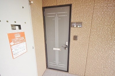 グランドゥール田中 玄関