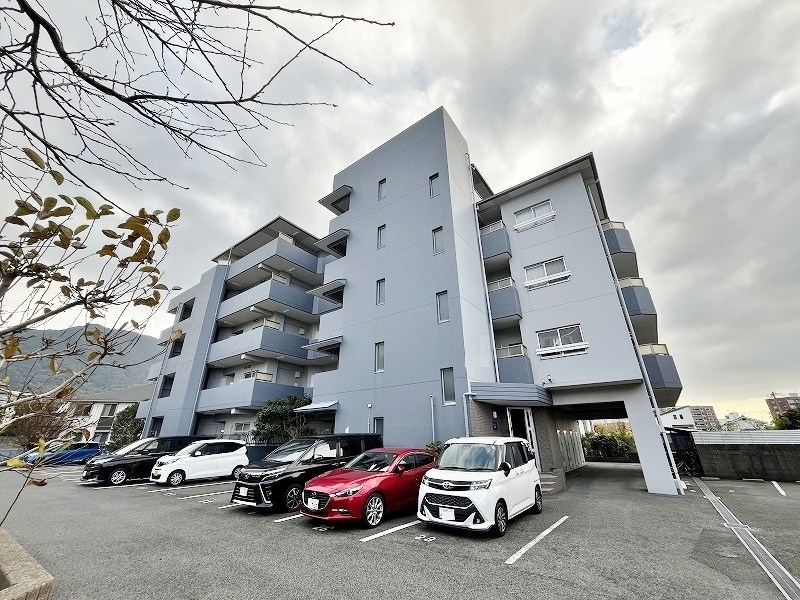 ロージュマン黄金町 205号室 外観