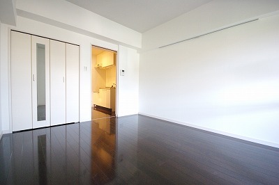 プルーム下到津  リビング