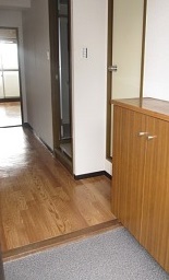 愛知県名古屋市東区泉２丁目 玄関
