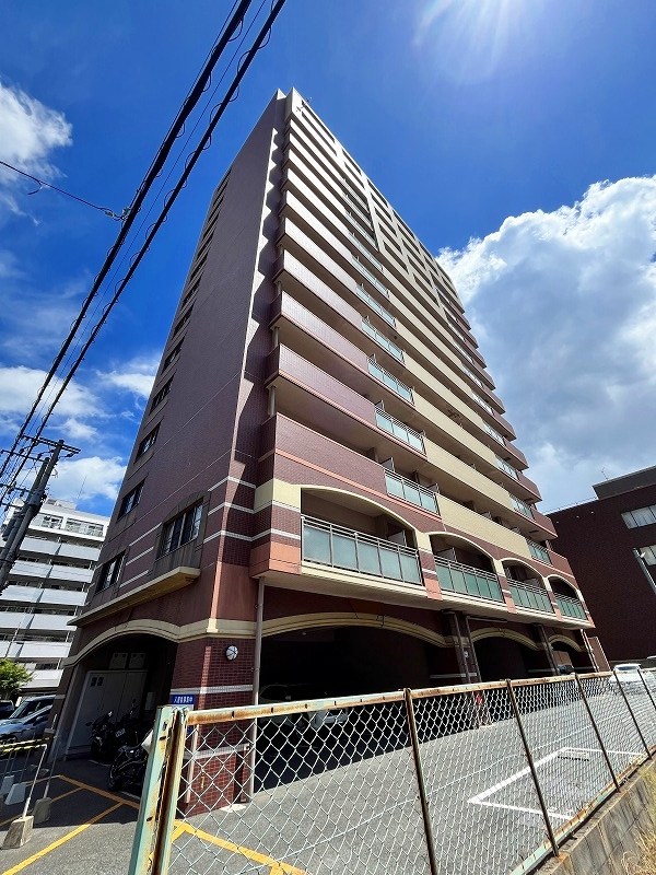 REZIA小倉 404号室 外観