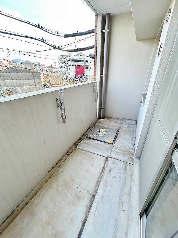 プルーム下到津 ベランダ