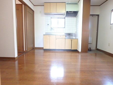 エム＆エム【当社限定物件】 リビング