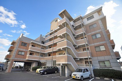 レイブリック若園 302号室 外観