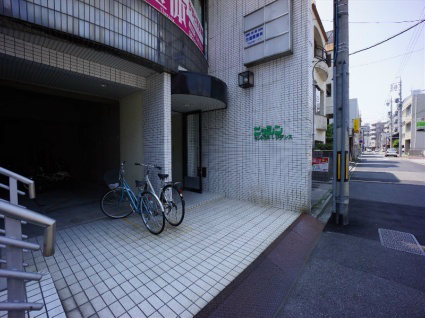 愛知県名古屋市中区新栄１丁目 エントランス