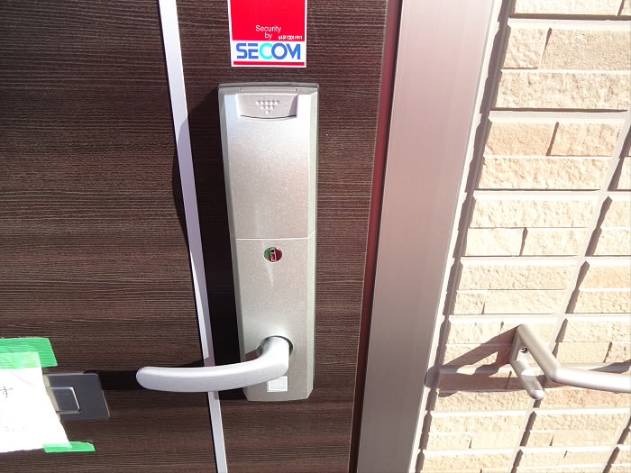 オークガーデン 玄関