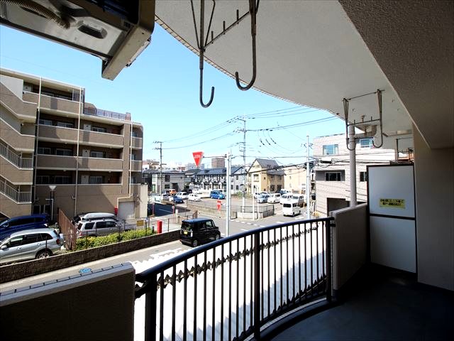 シャトーモンテーニュ大宮 ベランダ