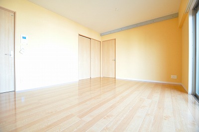 ヴェールヴァン田町 リビング