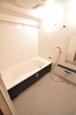 ヴェールヴァン田町 風呂画像