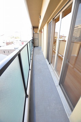 ヴェールヴァン田町 ベランダ