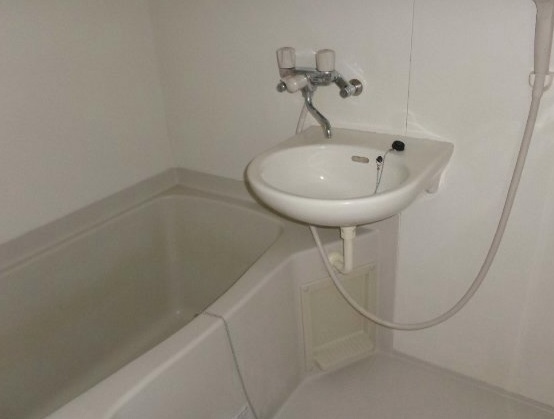 愛知県名古屋市千種区春岡通７丁目 風呂画像