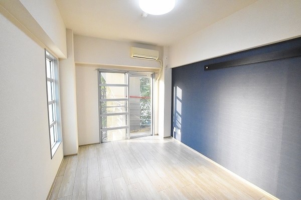 コンドミニアム北九大前 リビング