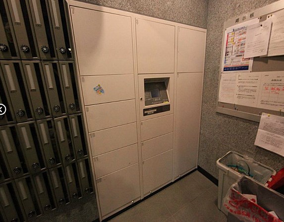 愛知県名古屋市東区泉１丁目 エントランス